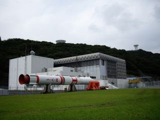 120923 ロケット組み立て場